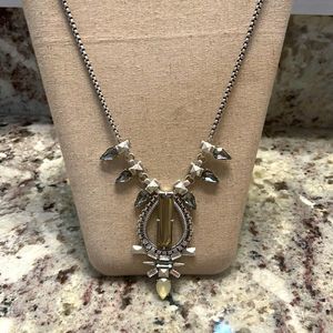 Stella and dot statement necklace